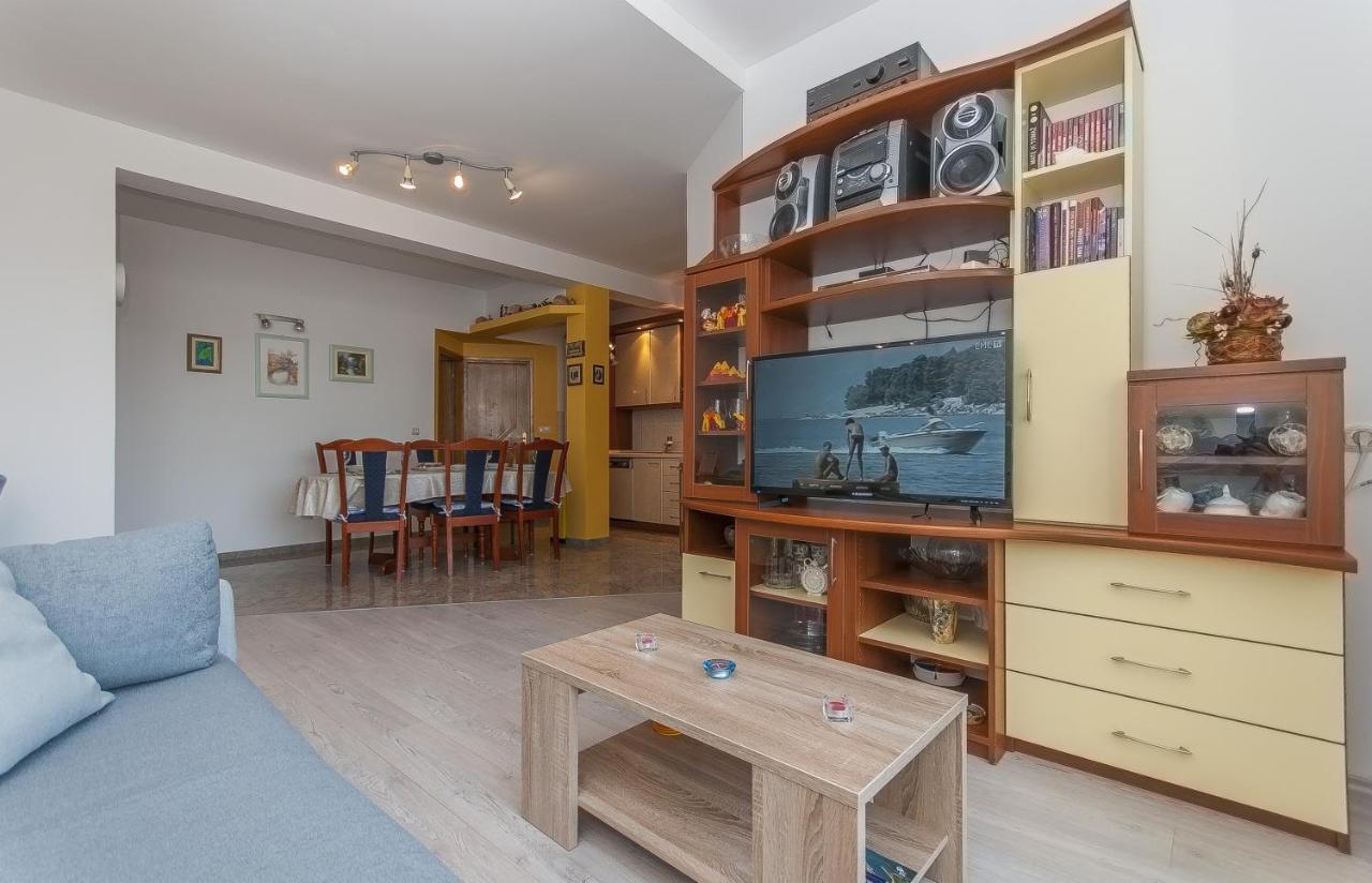 Apartment Brajki Omiš Εξωτερικό φωτογραφία