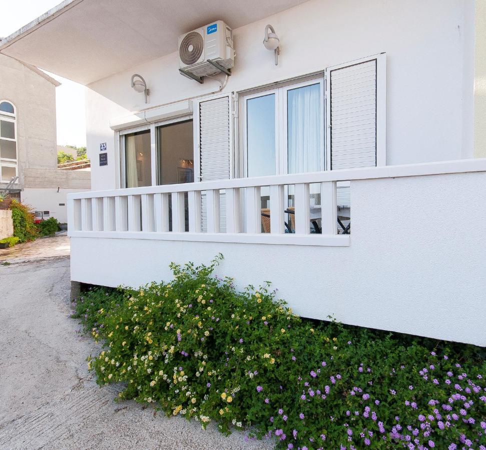 Apartment Brajki Omiš Εξωτερικό φωτογραφία